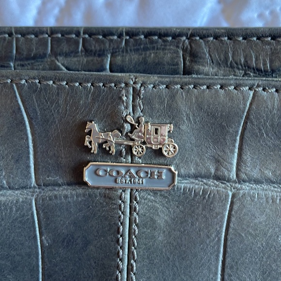 Coach Wristlet - Picture 3 of 4